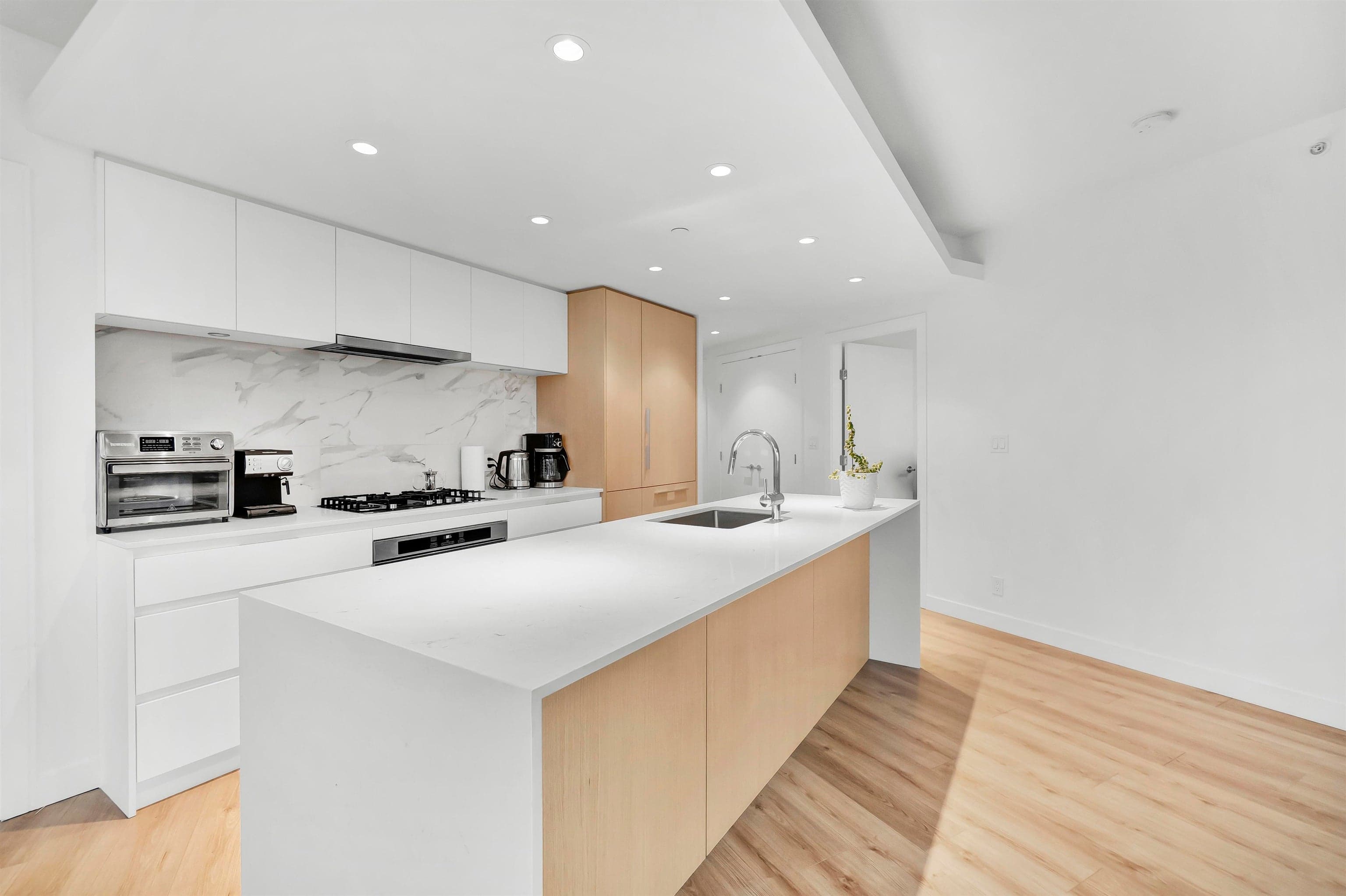 412 - 1500 Fern Street, North Vancouver - Image 15