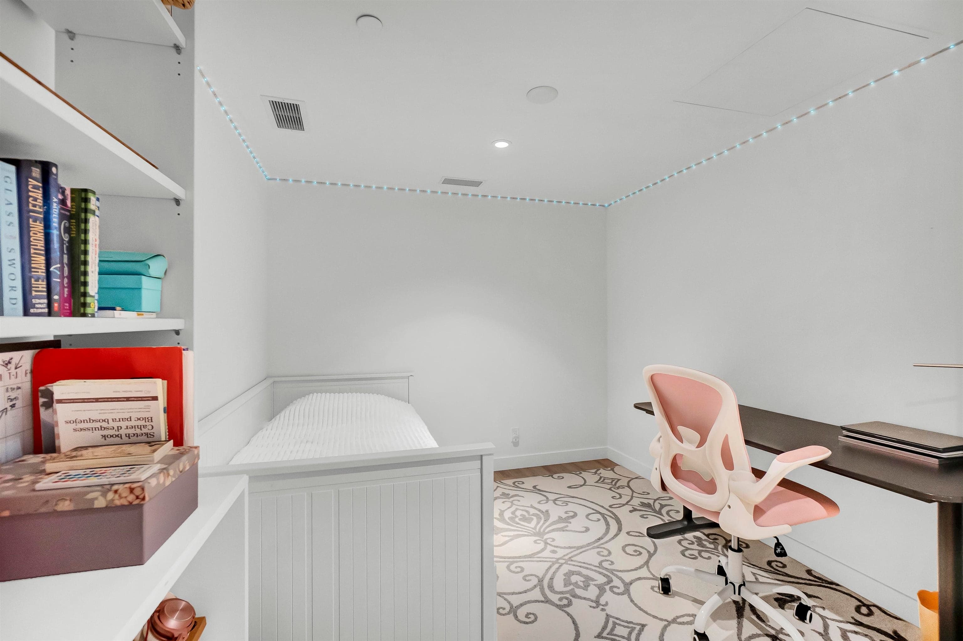 412 - 1500 Fern Street, North Vancouver - Image 24