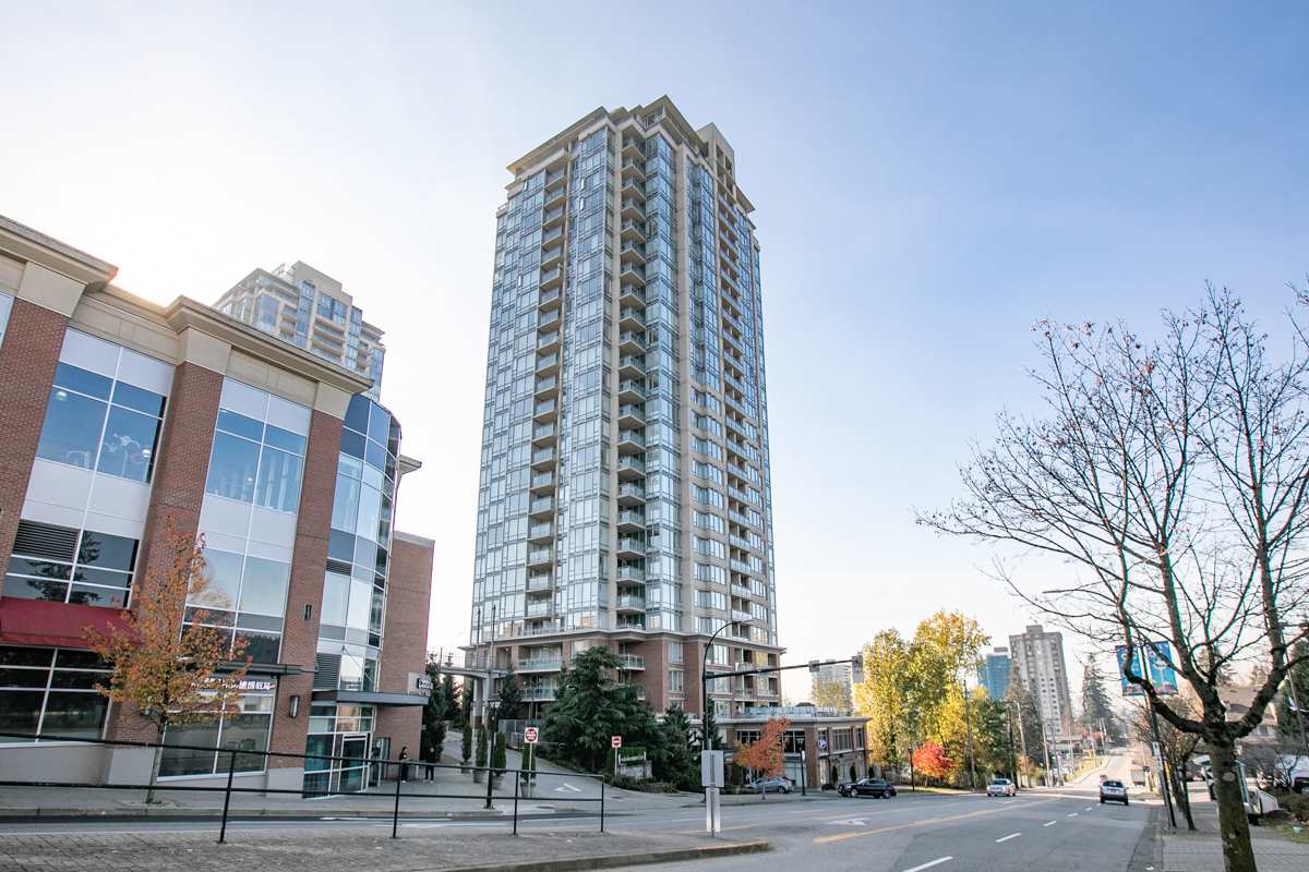 Burnaby Sullivan Heights Well-Maintained Mountain View Condo For Sale
