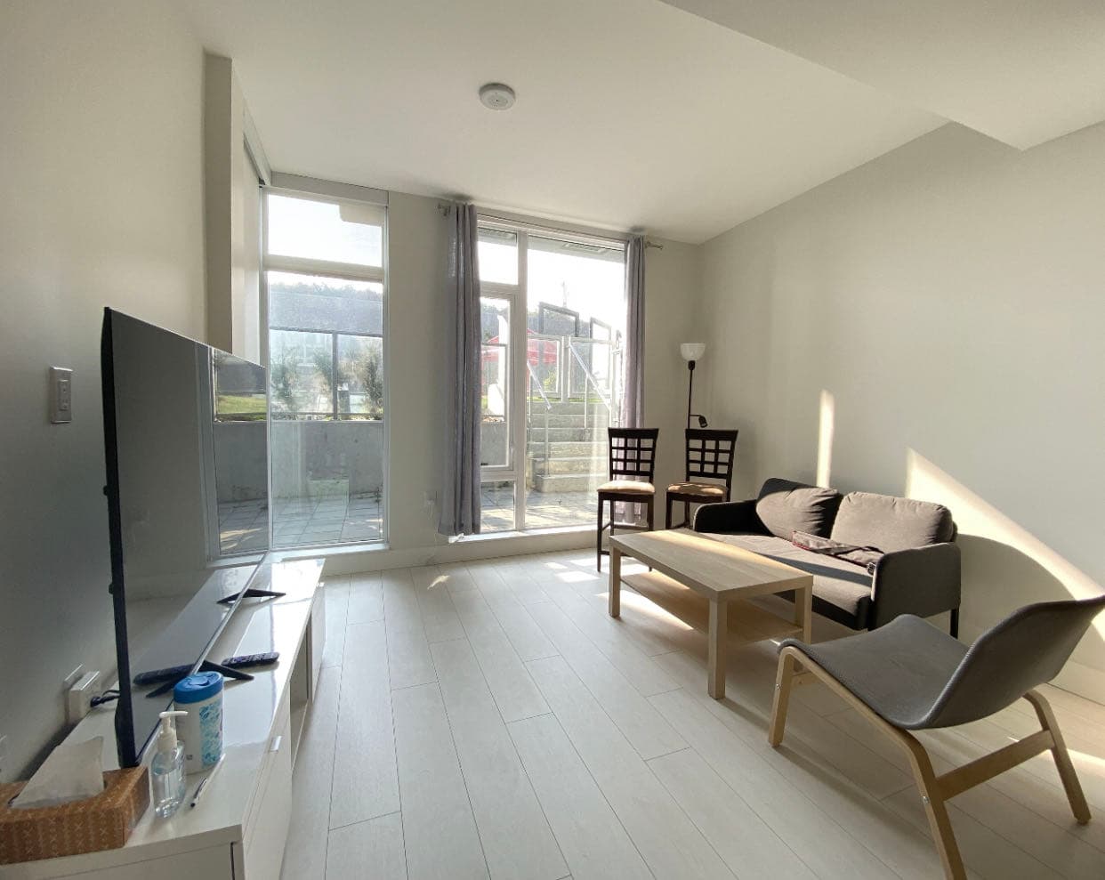 Vancouver East 1 Bedroom 1 Bathroom Condo For Sale - Image 4