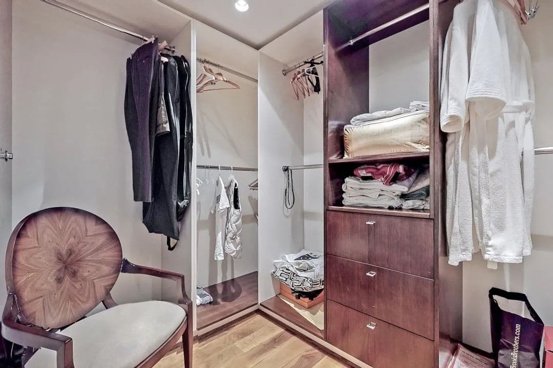 Harbour Green 2 Coal Harbour Luxury Apartment